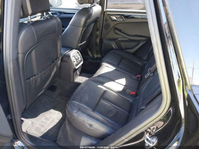 Porsche Macan Image 5