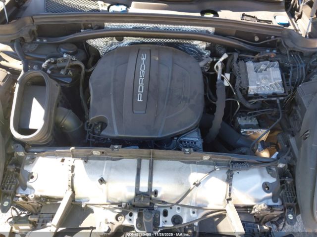 Porsche Macan Image 13