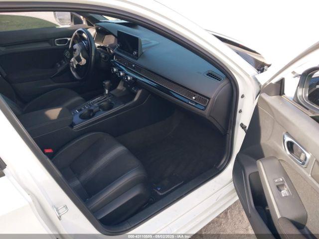 Honda Civic Sport Image 5