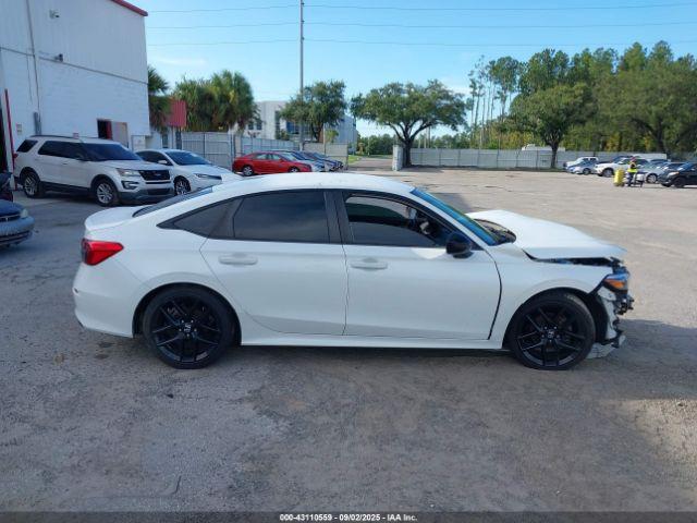 Honda Civic Sport Image 8